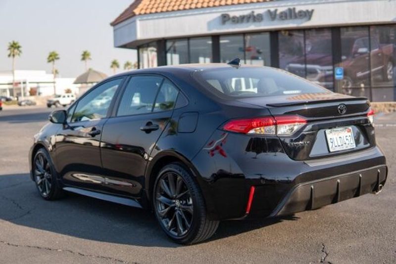 Used 2024 Toyota Corolla SEImage 5