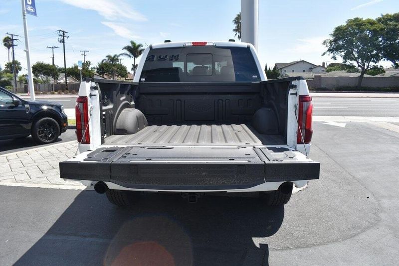 New 2025 Ford F-150 LariatImage 9