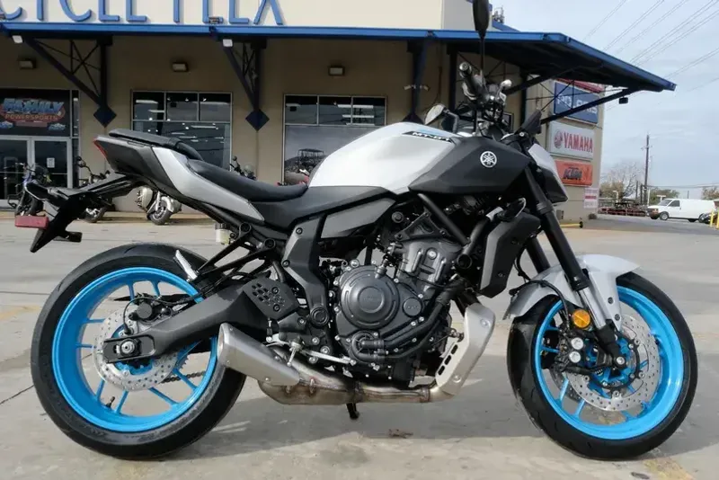 2025 YAMAHA MT07 ICE STORM 