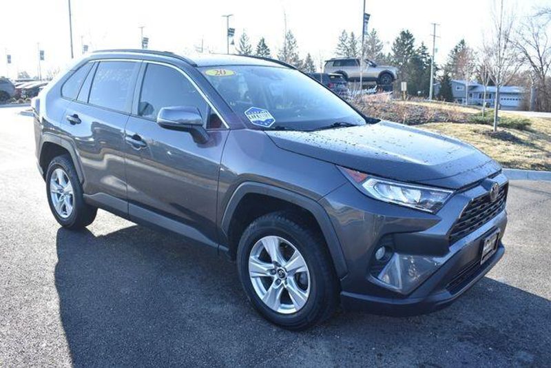 Used 2020 Toyota RAV4 XLEImage 10