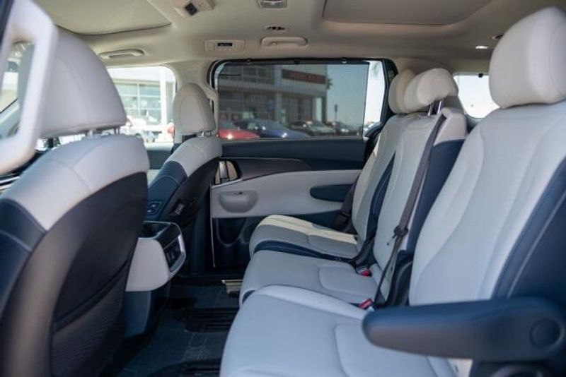 2026 Kia Carnival Hybrid SX PrestigeImage 13