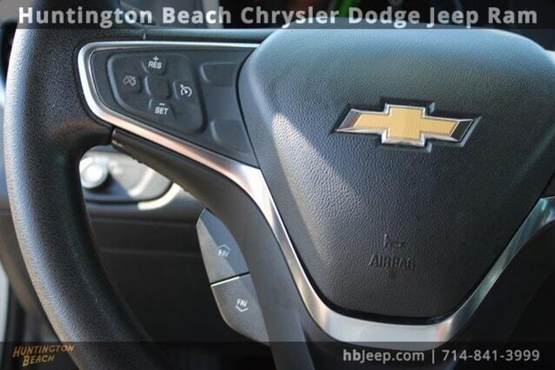 2018 Chevrolet Volt LTImage 16