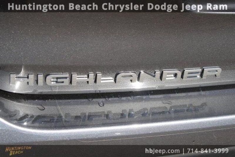 2024 Toyota Highlander XLEImage 9