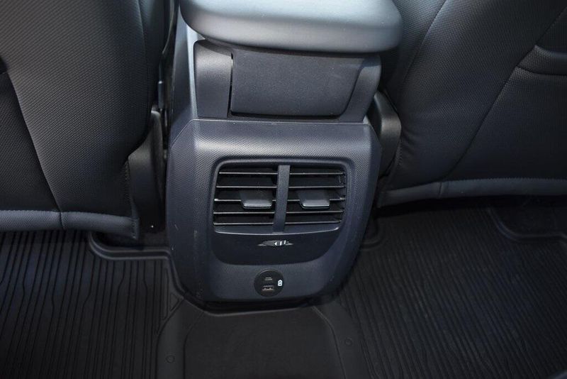 Used 2022 Ford Mustang Mach-E PremiumImage 10