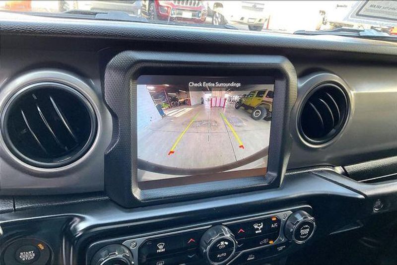 Used 2021 Jeep Wrangler Unlimited SportImage 21