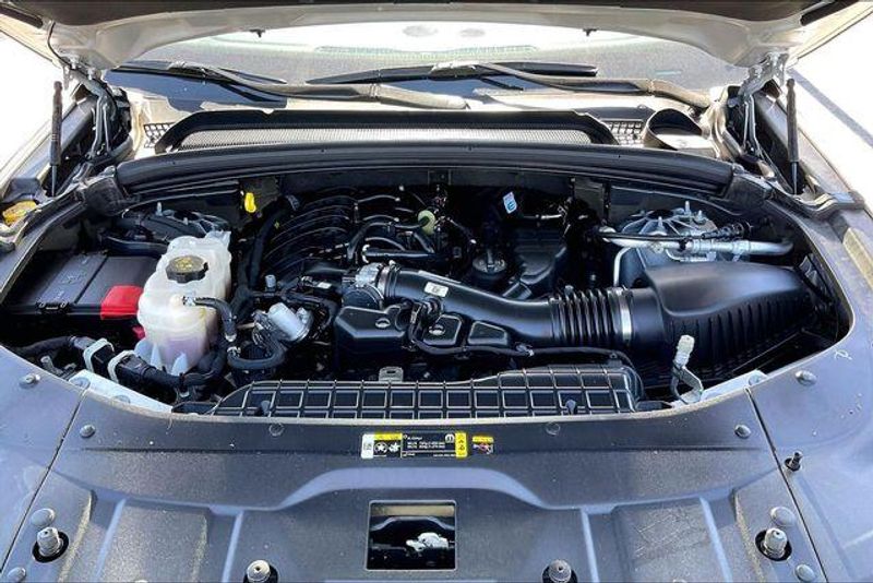Used 2023 Jeep Grand Cherokee LimitedImage 9