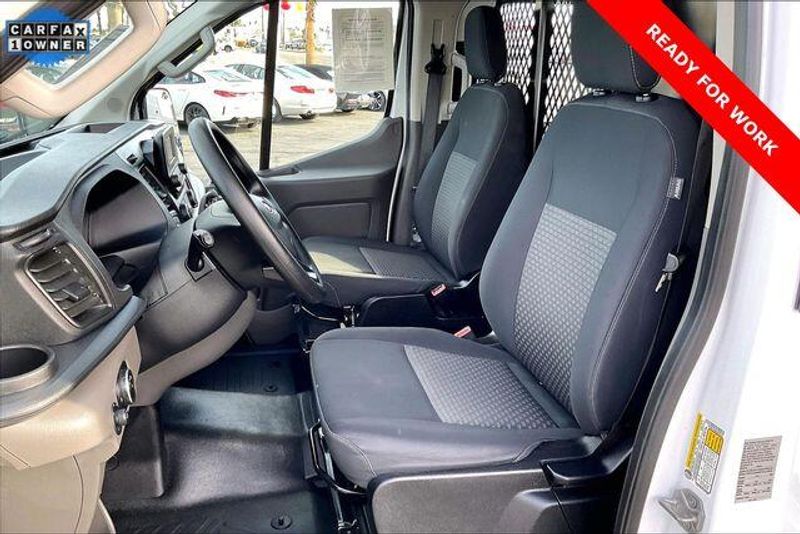 Used 2024 Ford Transit-250 Cargo Van BaseImage 22