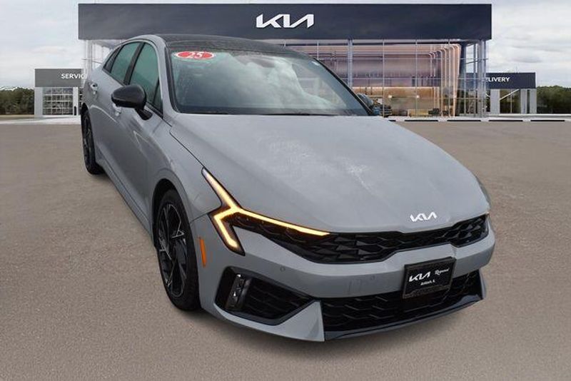 New 2025 Kia K5 GT-LineImage 10