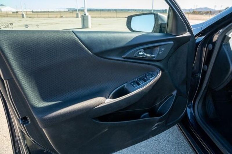 Used 2023 Chevrolet Malibu LTImage 11