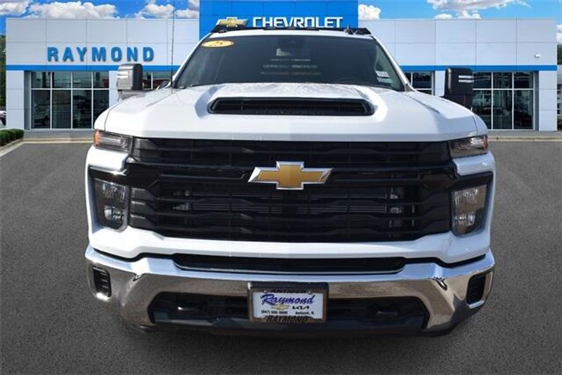 2025 Chevrolet Silverado 3500HD Work TruckImage 8