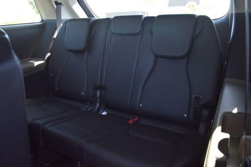 New 2026 Kia Carnival LXSImage 16