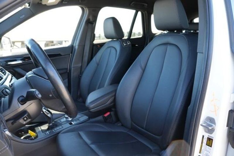 Used 2021 BMW X1 sDrive28iImage 12