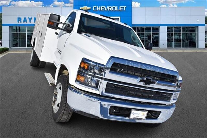 2024 Chevrolet Silverado 4500HD Work TruckImage 8