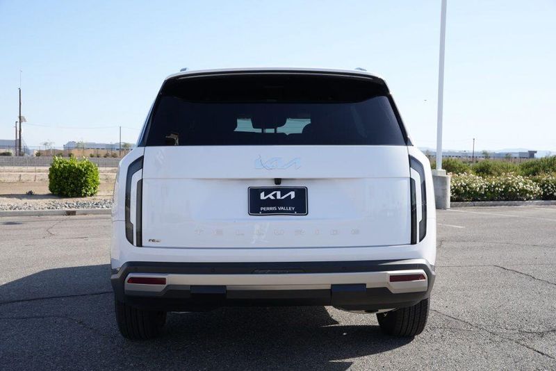 New 2027 Kia Telluride Hybrid EXImage 6