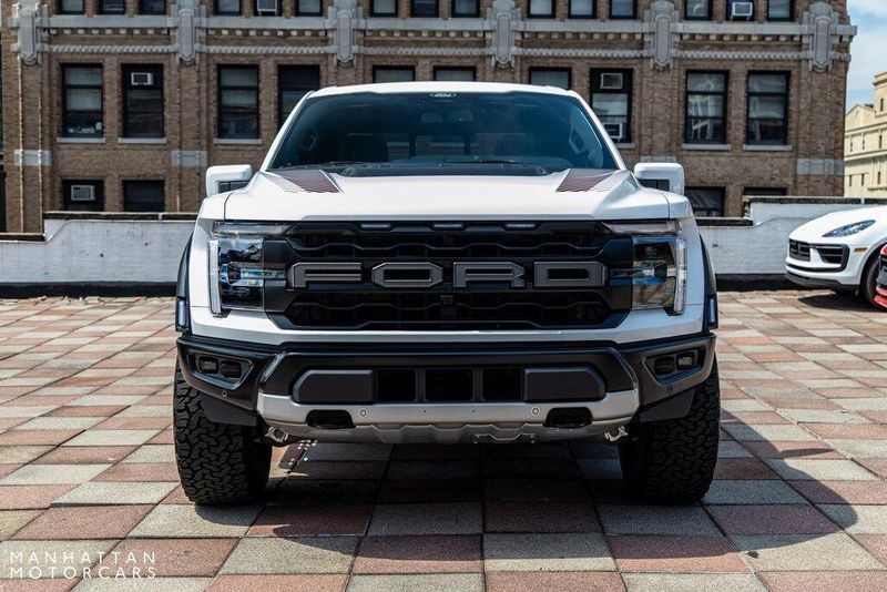 2024 Ford F-150 RaptorImage 8