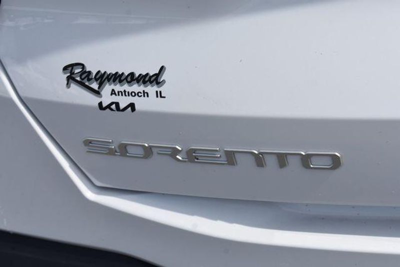 New 2026 Kia Sorento SXImage 18