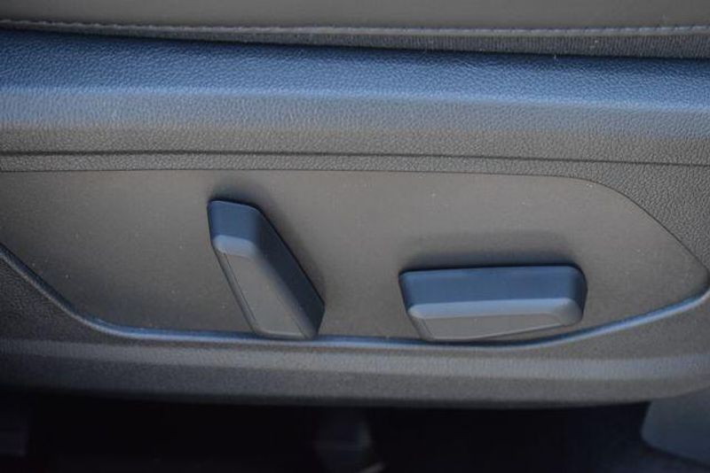 New 2026 Kia Sorento SXImage 13