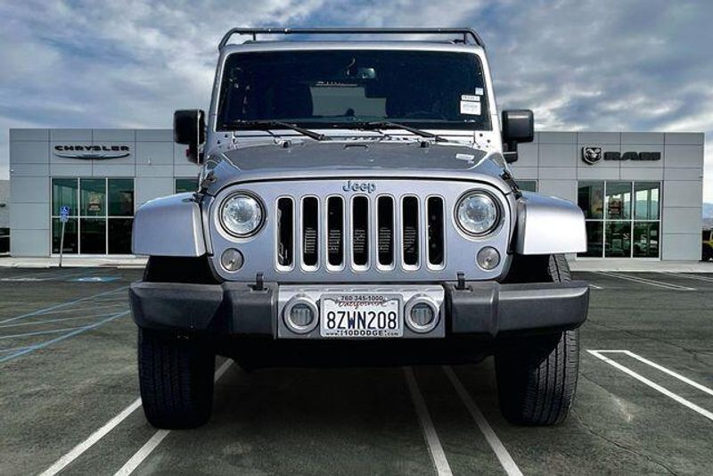 Used 2018 Jeep Wrangler JK Unlimited SaharaImage 2