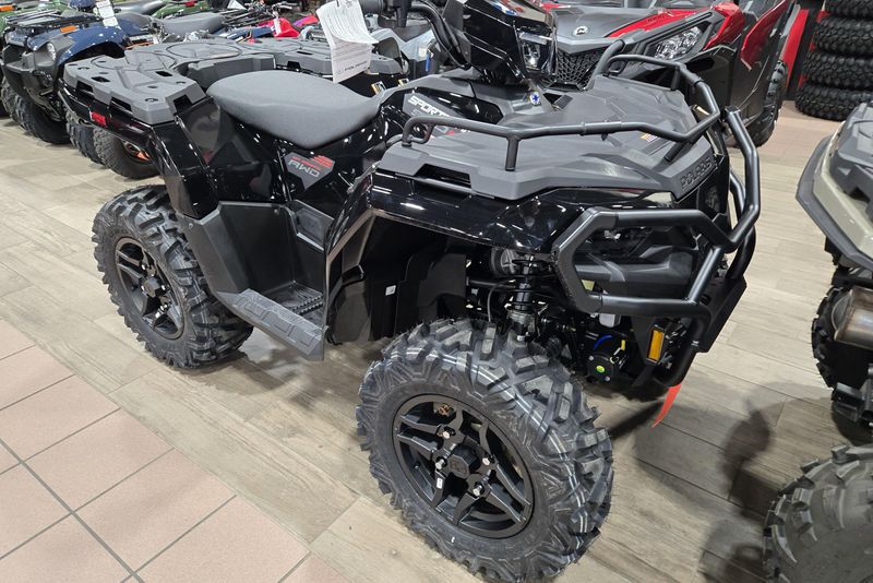 2025 POLARIS SPORTSMAN 570 TRAIL ONYX BLACK 