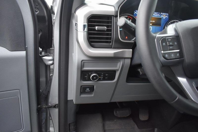 2023 Ford F-150 XLTImage 17