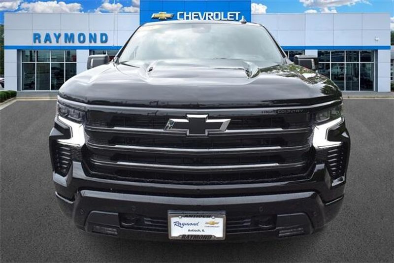 New 2025 Chevrolet Silverado 1500 High CountryImage 8