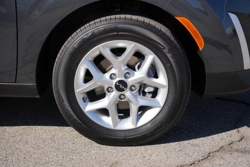 Used 2025 Kia Soul SImage 9