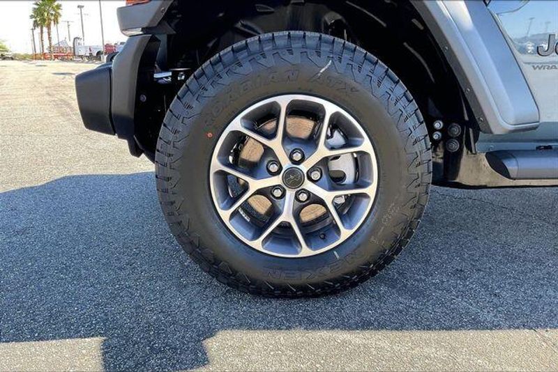 New 2026 Jeep Wrangler 4-door Sport SImage 10