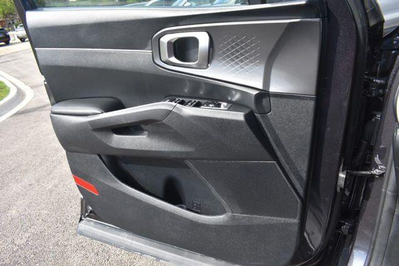 New 2025 Kia Sorento LXImage 31