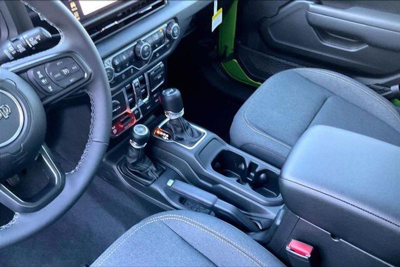 New 2026 Jeep Wrangler 4-door WillysImage 7