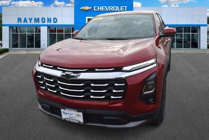 New 2026 Chevrolet Equinox LTImage 8