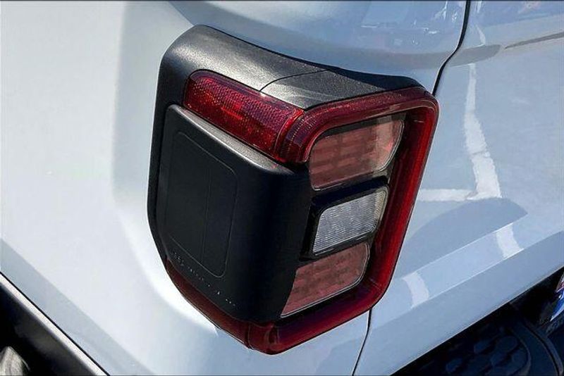 New 2025 Jeep Gladiator Rubicon 4x4Image 12