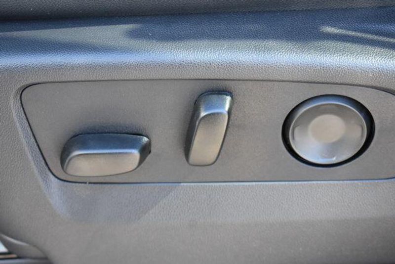 New 2026 Chevrolet Suburban PremierImage 30