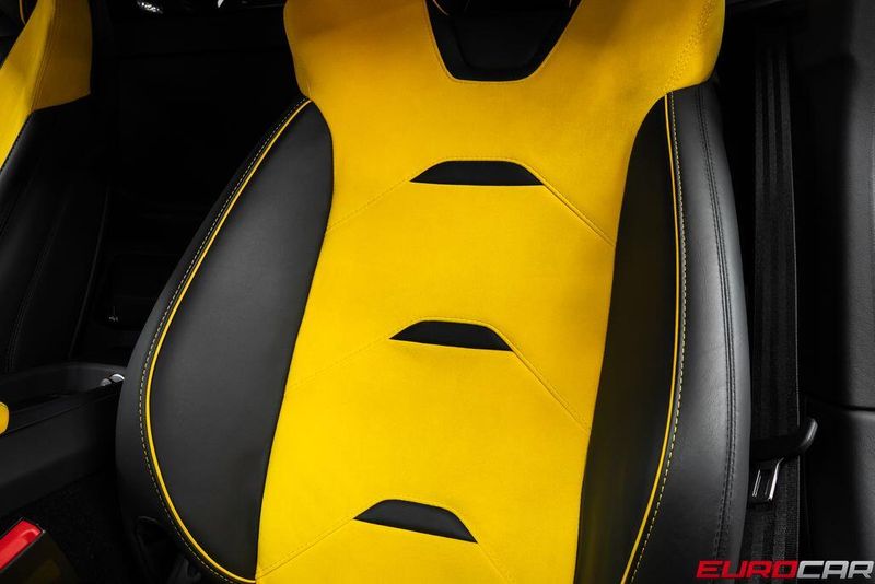 2022 Lamborghini Huracan EVO Image 39