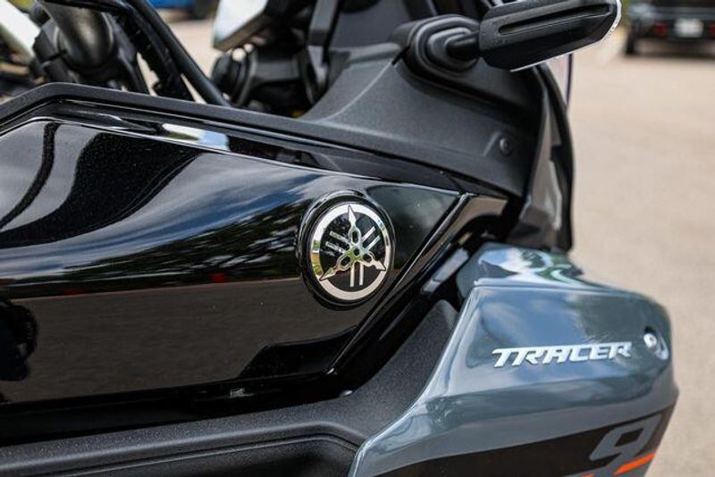 NEW 2026 YAMAHA TRACER 9 Image 9