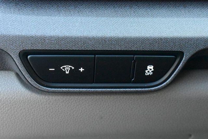 New 2026 Kia Carnival EXImage 25
