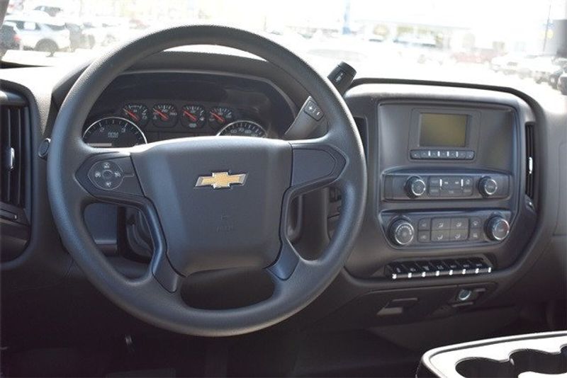 2024 Chevrolet Silverado 6500HD 1WTImage 18