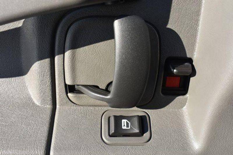 New 2025 Chevrolet Express 3500 Work VanImage 19