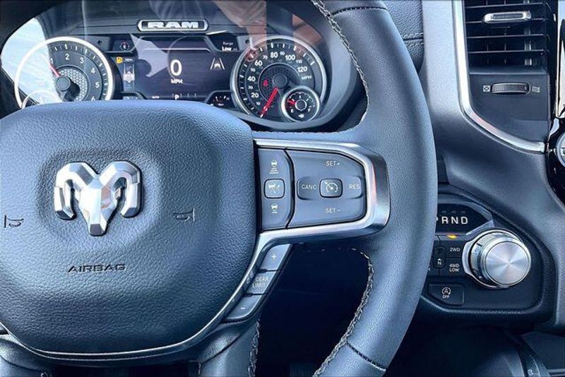 New 2026 RAM 1500 LaramieImage 7