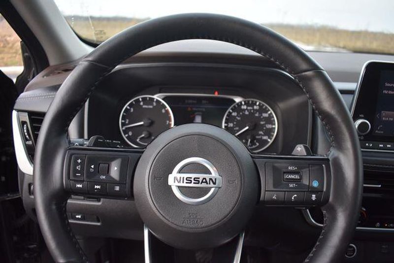 Used 2021 Nissan Rogue SVImage 31