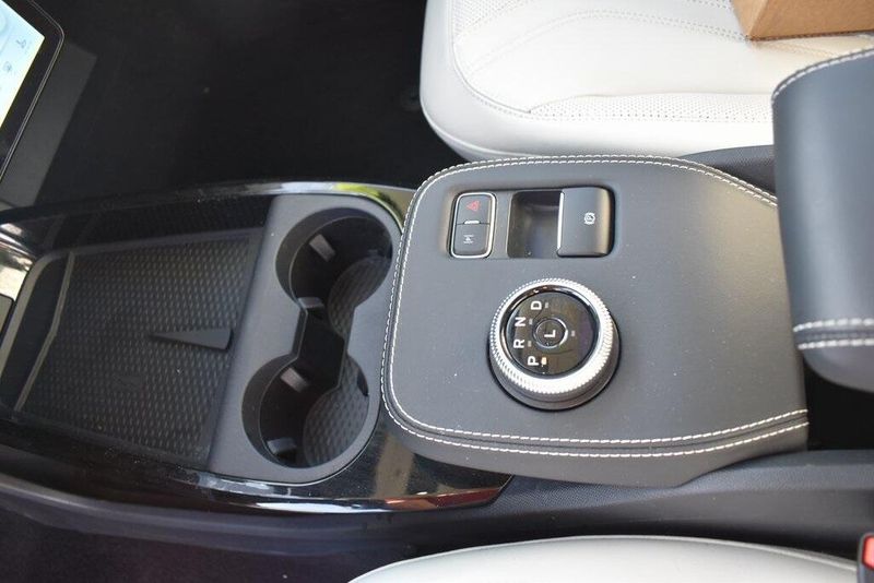 Used 2023 Ford Mustang Mach-E PremiumImage 18
