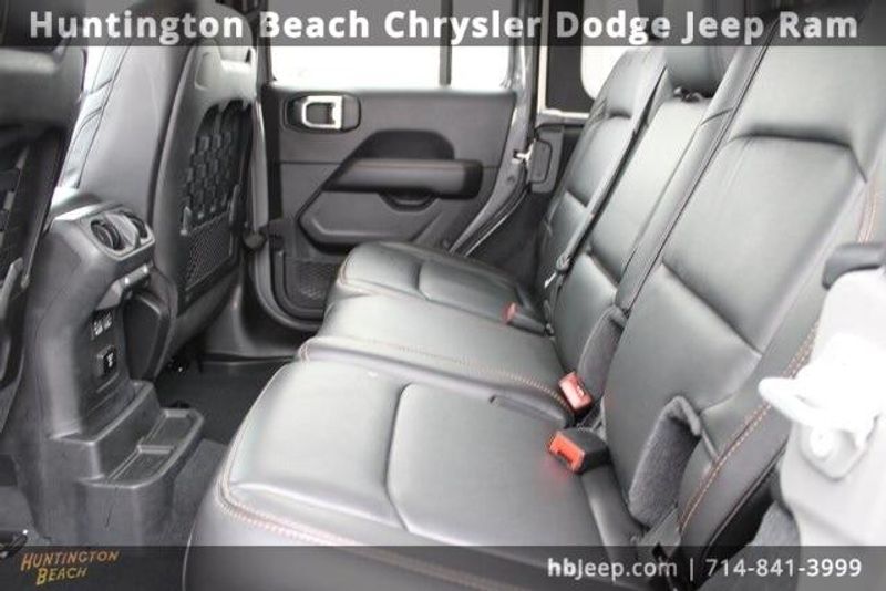2022 Jeep Wrangler Unlimited Rubicon 392Image 39