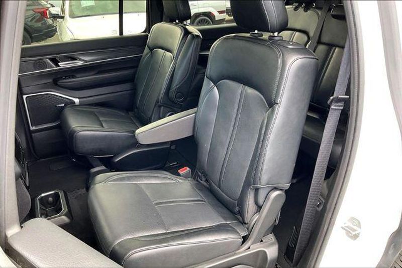 2024 Jeep Wagoneer Series IIIImage 25