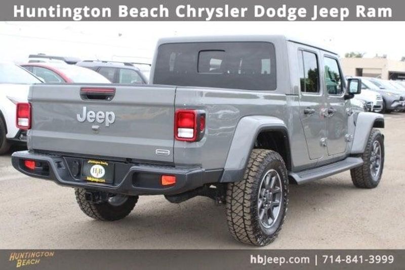 2021 Jeep Gladiator OverlandImage 5