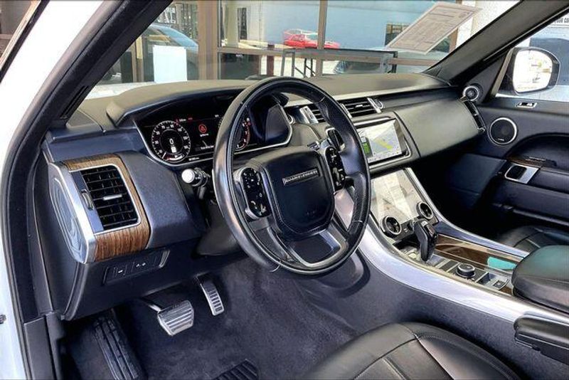 Used 2022 Land Rover Range Rover Sport HSE Silver EditionImage 14
