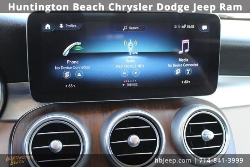 2022 Mercedes-Benz GLC 300Image 24
