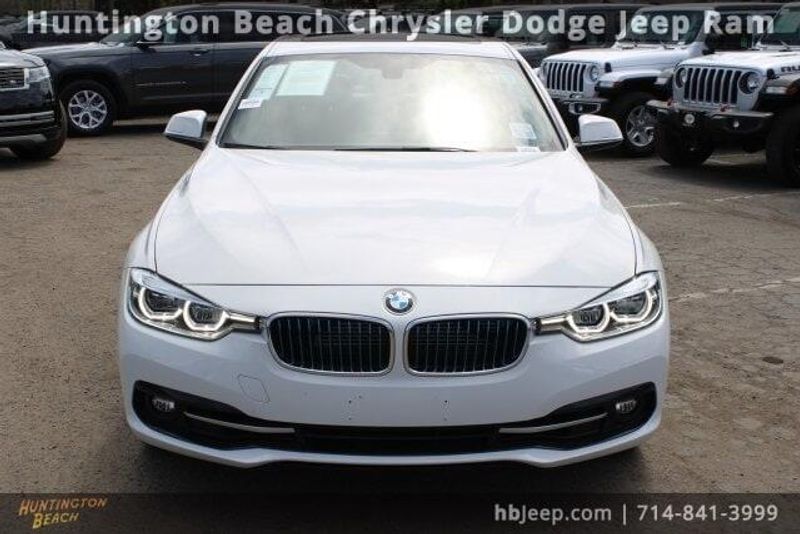 2018 BMW 3 Series 330e IperformanceImage 2