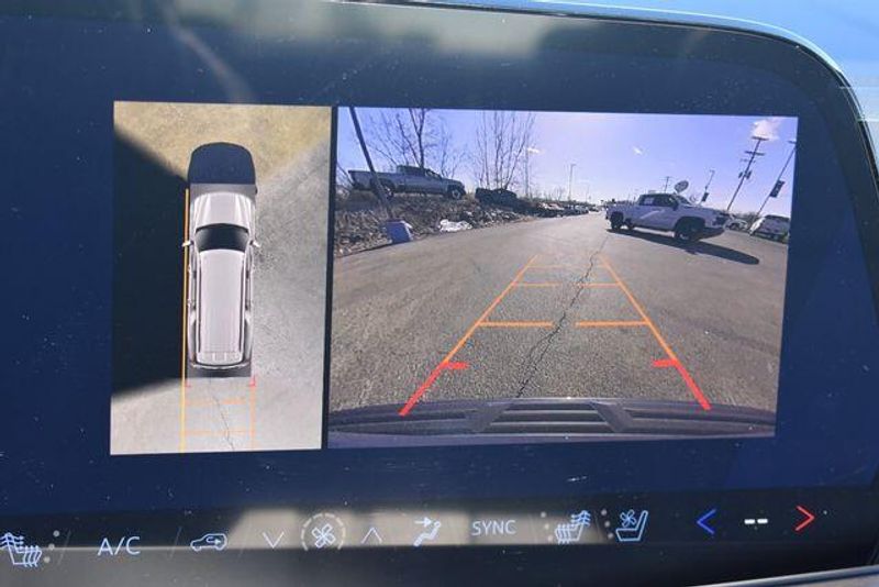 New 2026 Chevrolet Suburban High CountryImage 39