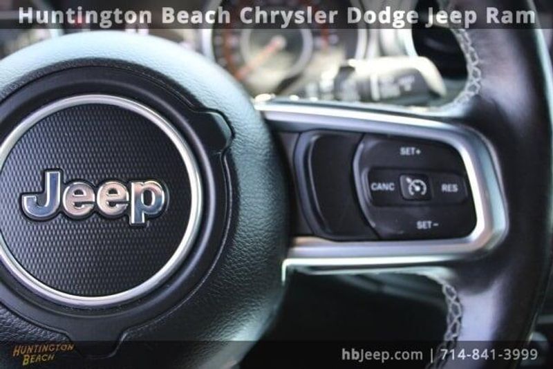 2021 Jeep Wrangler Unlimited SaharaImage 17
