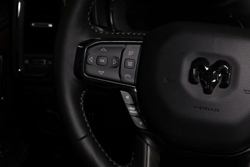 2025 RAM 1500 Limited Crew Cab 4x4 5
