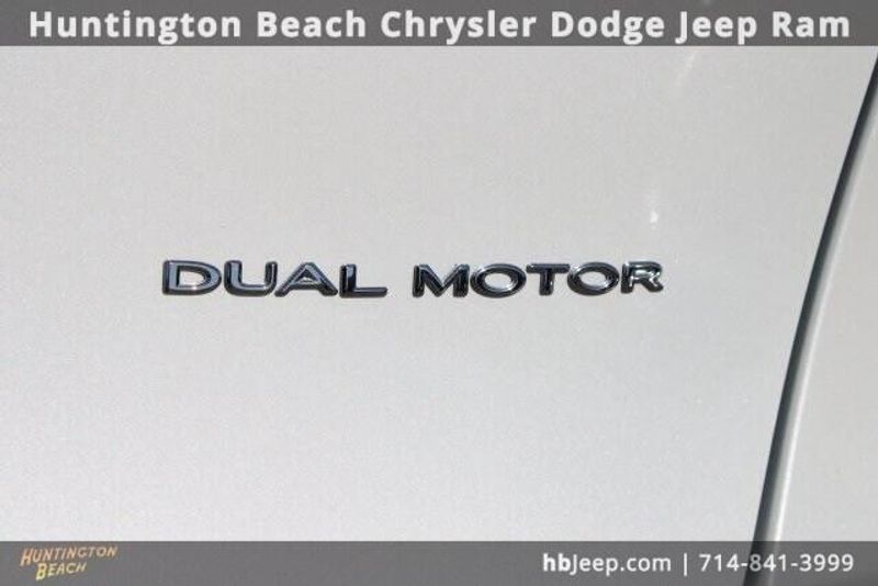 2023 Tesla Model Y Long RangeImage 6